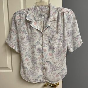 Kathy Comelli Short Sleeve Floral Button Down Top, Womens M